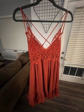 Beautiful Mini Maxi Dress  W/Adjustable Straps Size L